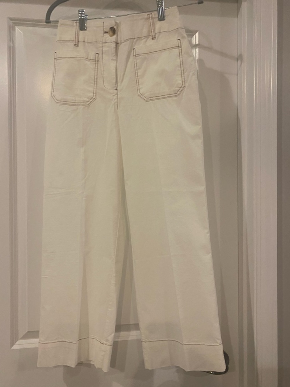 Nicole Miller Capri pants